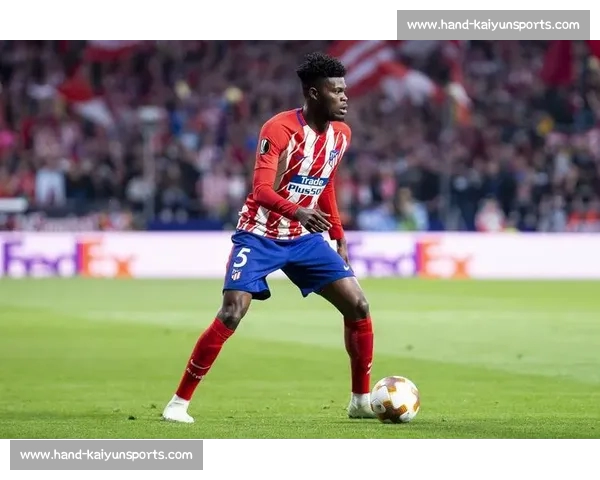 毕包 1200 万欧激活违约金签回旧将阿雷索